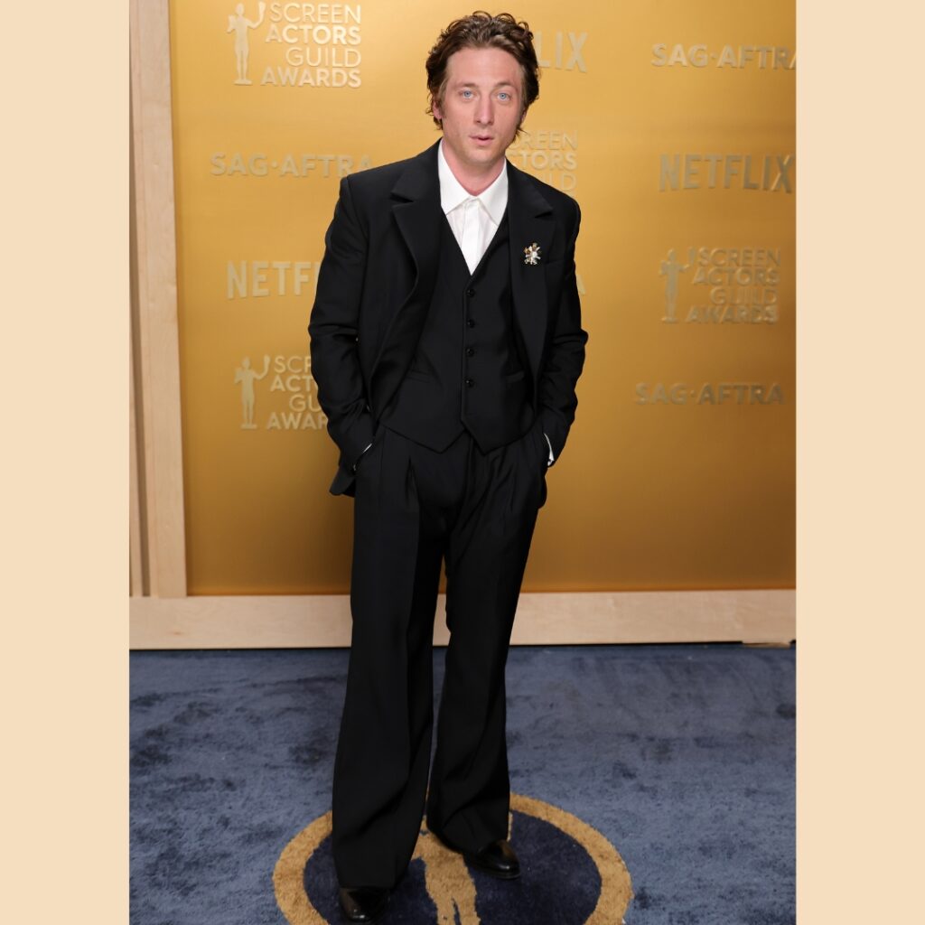 Jeremy-Allen-SAG-2025-best-dressed