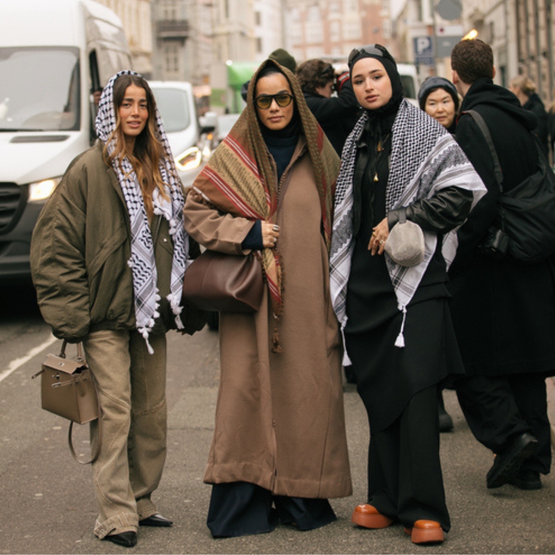 Tradicional black and white Keffiyeh scarf seen in the streets of Copenhagen Fashion Week