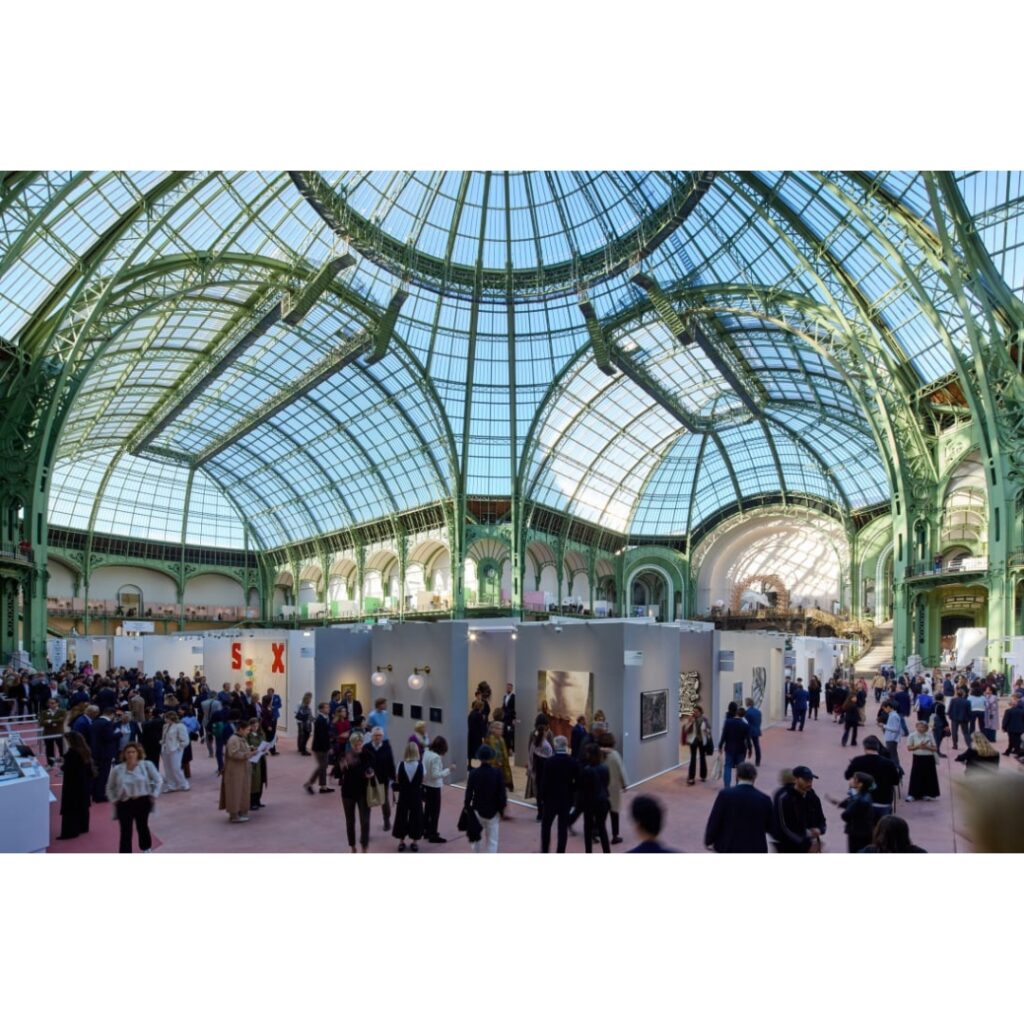 Art Basel Paris 25-A contemporary artwork catching the crowd’s attention at the fair.
