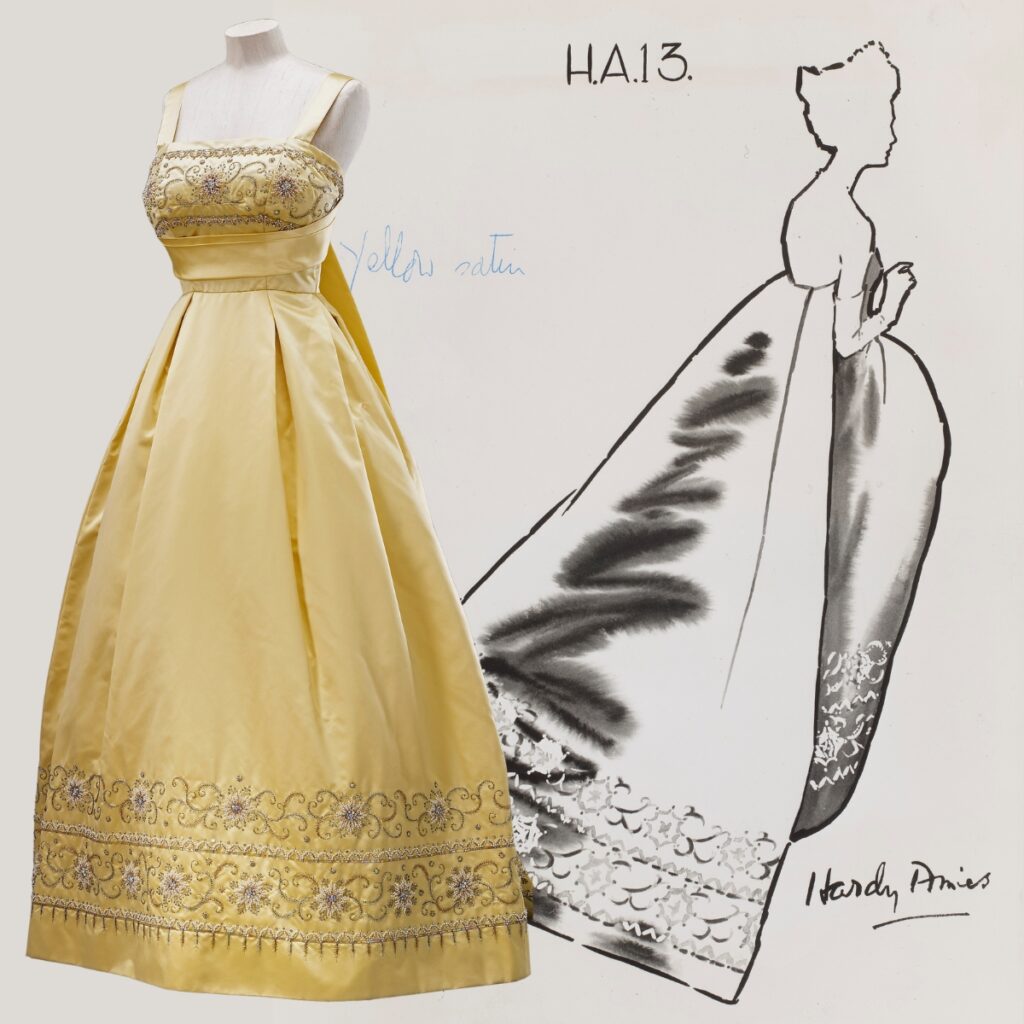 the drawing and the dress of one of the Queen Elisabeth historical outfits in exhibition at Buckingham Palace